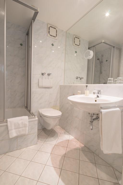 Trip Inn Hotel Astoria Гьотинген Стая снимка